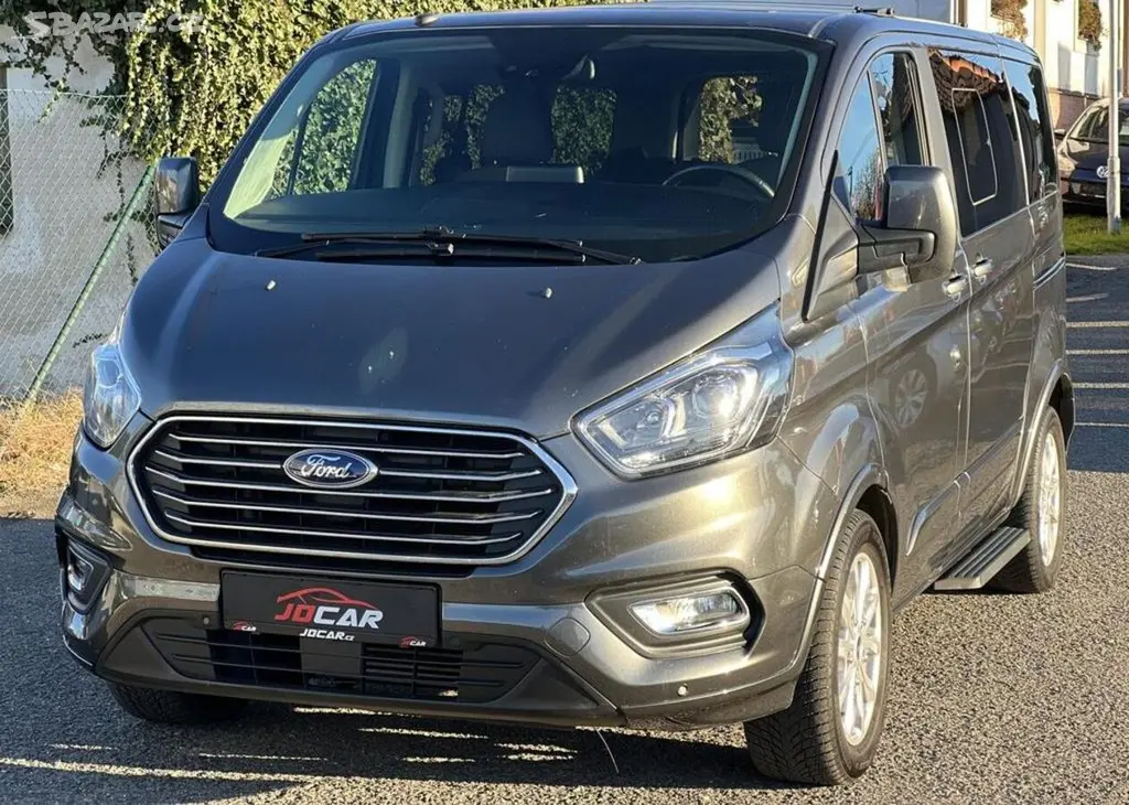 Ford Tourneo Custom 2.0TDCi 8MÍST ČR odp.DPH